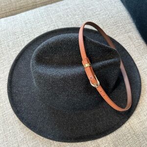 NWOT Hat Fedora Style W/Leather Band Unisex